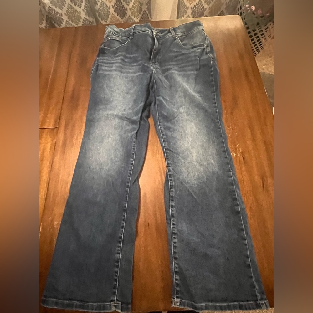 Maurices Ever flex jeans 18 Short
